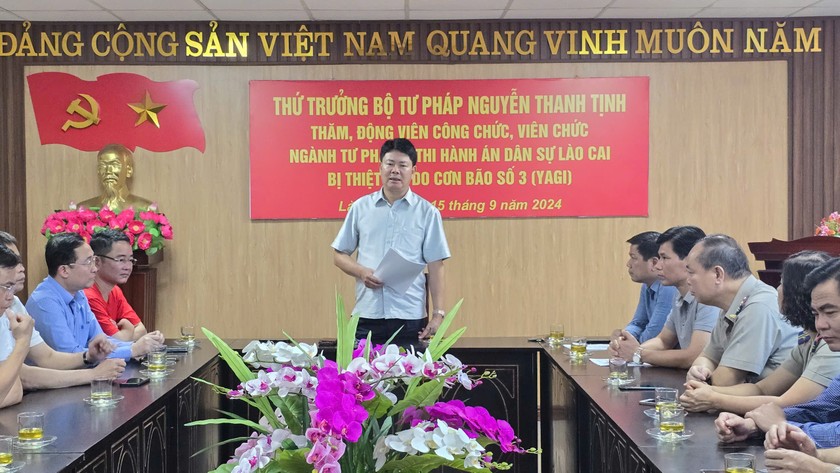 Thứ trưởng Nguyễn Thanh Tịnh thăm, động viên công chức, viên chức Tư pháp, THADS tỉnh Lào Cai